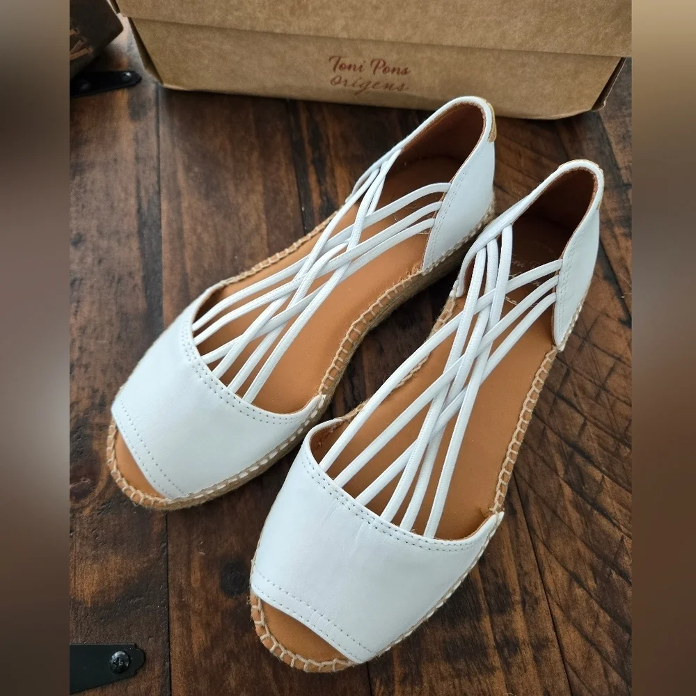 Toni Pons Women's Leather Ebre-p Espadrille Wedge Sandal. White. Size US 6.5. Ne